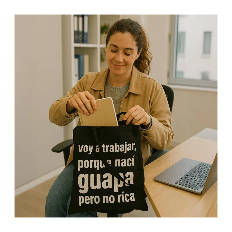 "Nací guapa, pero no rica" Tote Bag | Happyideas
