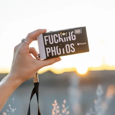 Cámara desechable “Fucking photos" | Happyideas