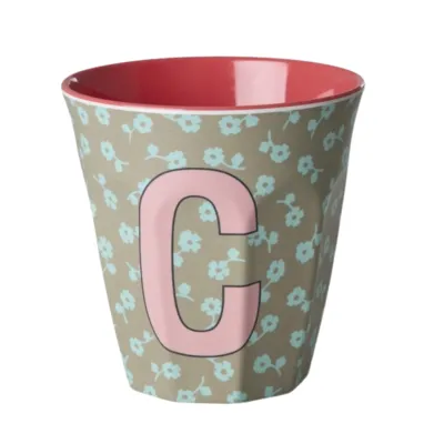Vaso de melamina con letra C | Happyideas