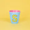 Vaso de melamina con letra S | Happyideas