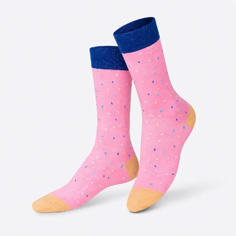 Strawberry doughnut socks | Happyideas