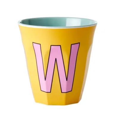 Vaso de melamina con letra W | Happyideas
