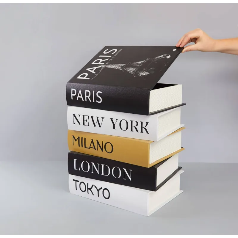 Mesa auxiliar Metropolitan de madera, libros | Happyideas