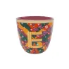 Taza Letra E de cerámica con estampado floral multicolor en tonos naranja, verde y amarillo, sobre fondo blanco - Happyideas