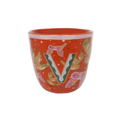 Cup Letter V | Happyideas