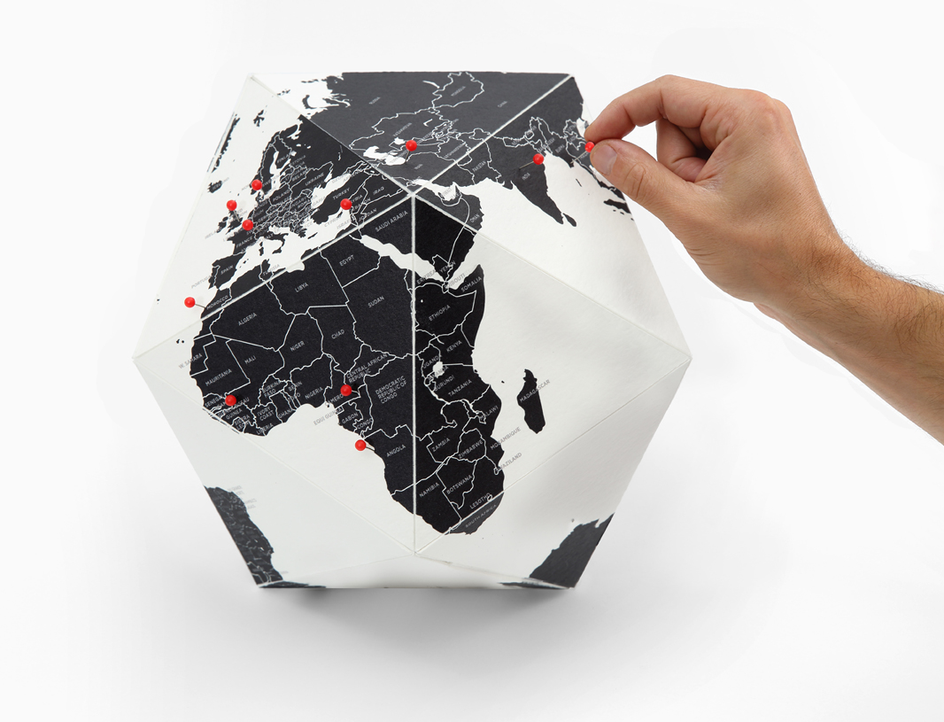 bola-del-mundo-here