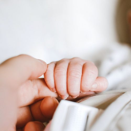 Regalos divertidos para futuros papás