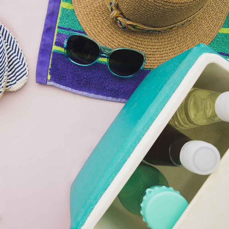 Nevera y otros accesorios de playa