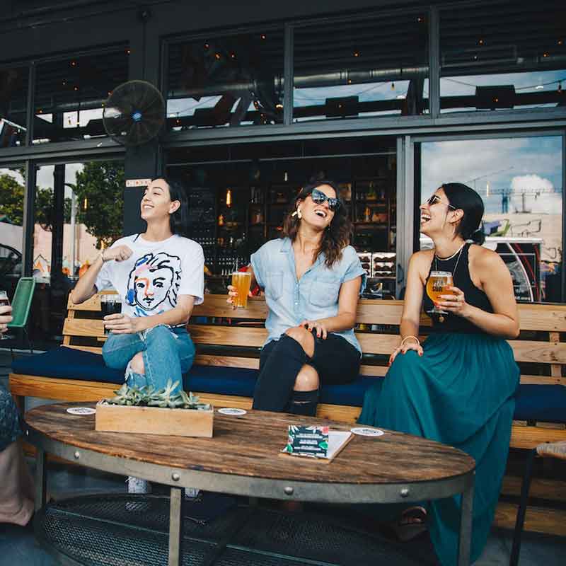 Mujeres de after work