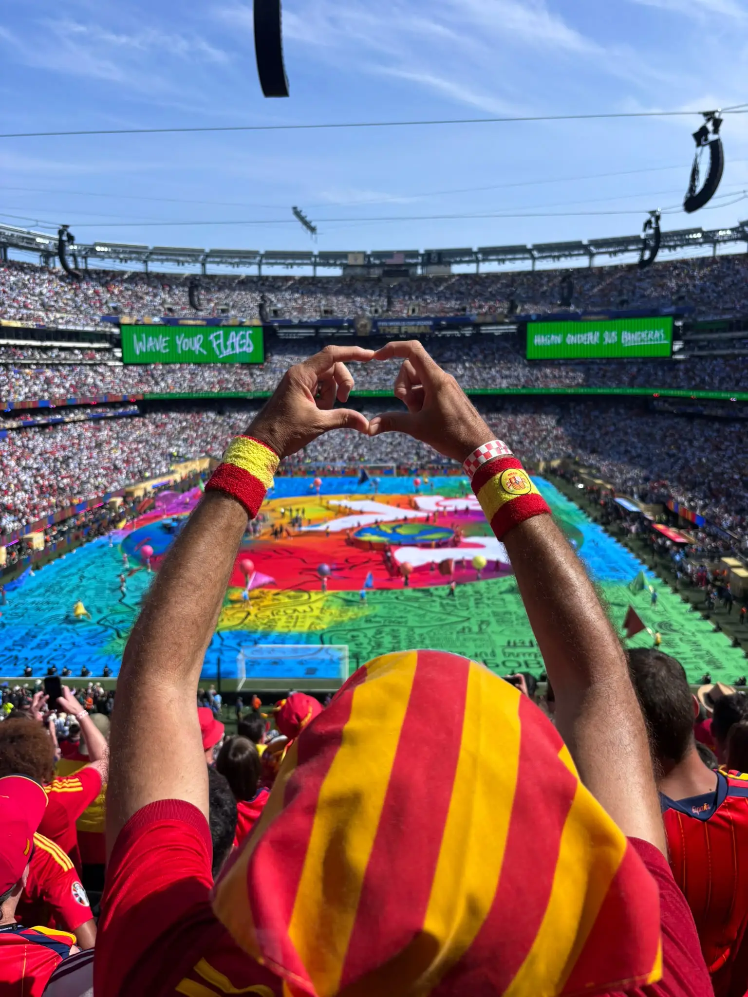 Estadio durante la final del Mundial 2026, el día en que la tote bag de Happyideas viajó a la victoria de España
